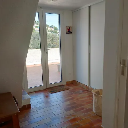 Les Arbousiers Apartment